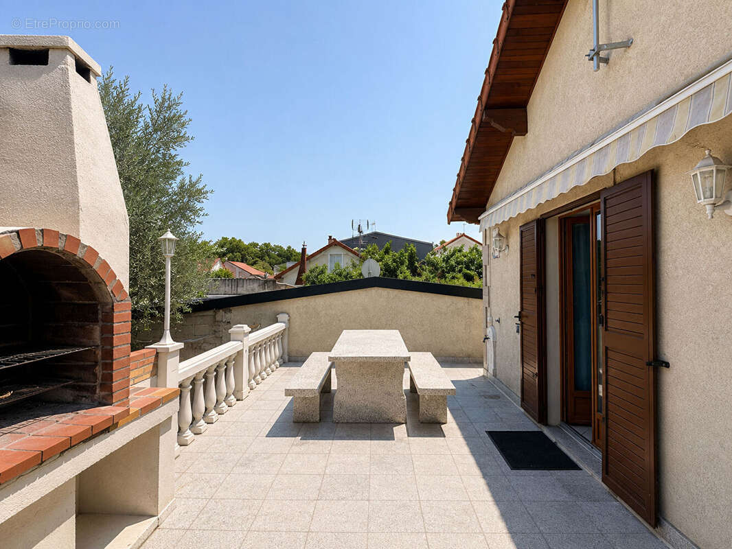 Maison Montgeron 4 pièce(s) 88 m2 - photo 4