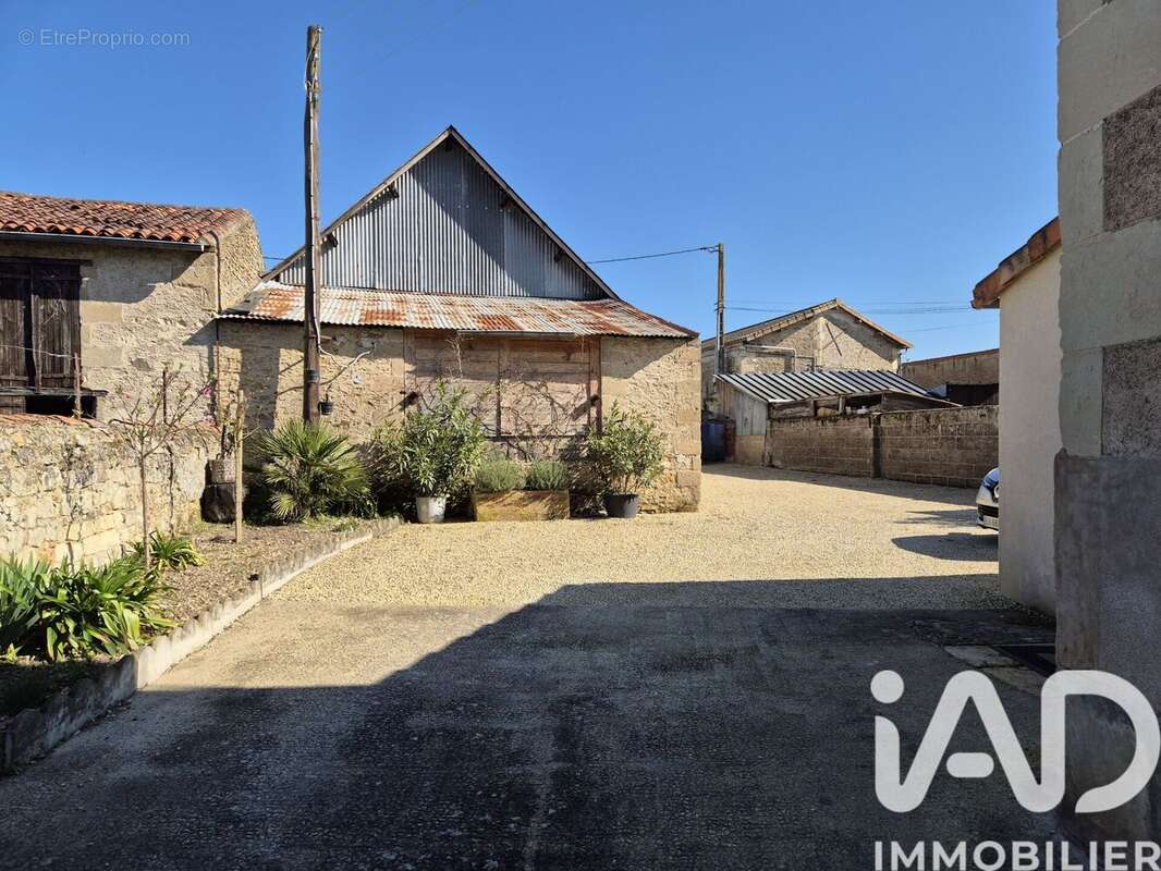 Photo 2 - Maison à BOUILLE-LORETZ