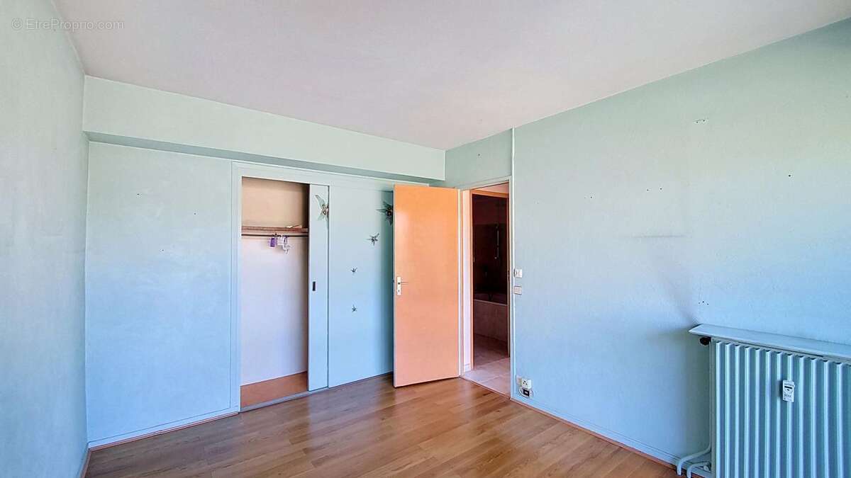 Appartement à VILLENEUVE-LOUBET