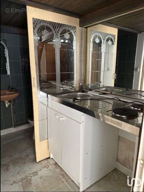 Photo 4 - Commerce à TOULON