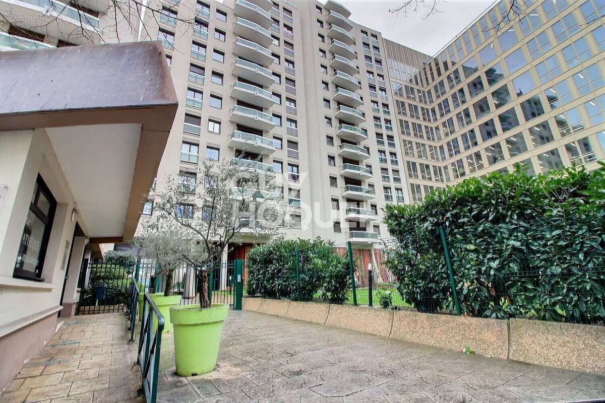 Appartement à PUTEAUX