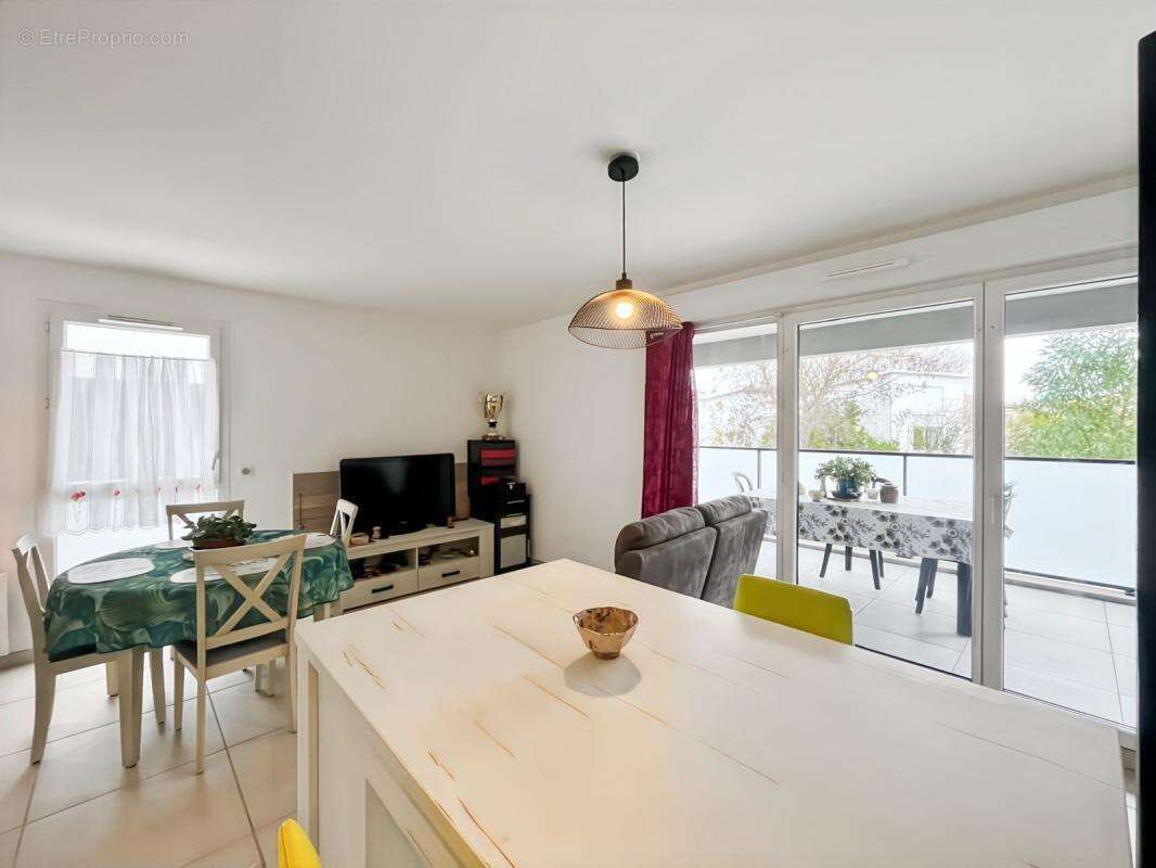 Vente appartement T3 à Marseillan avec terrasse et garage sécurisé - photo 7