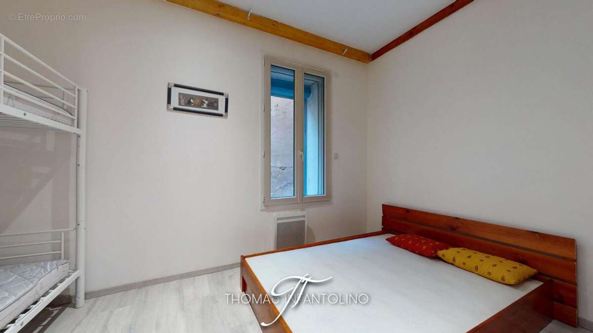 En exclusivite - 4 chambres - 2 salles d'eau - 2 wc - cour interieure  - renovation complète - photo 11