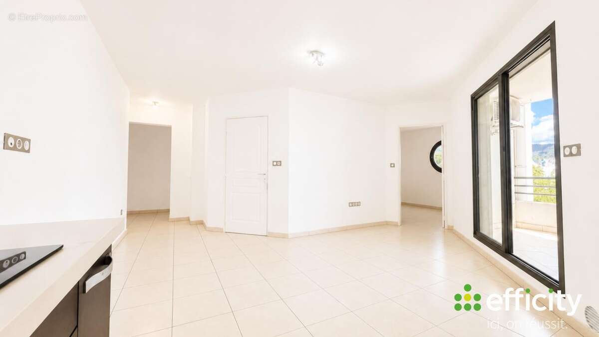 Appartement - photo 2