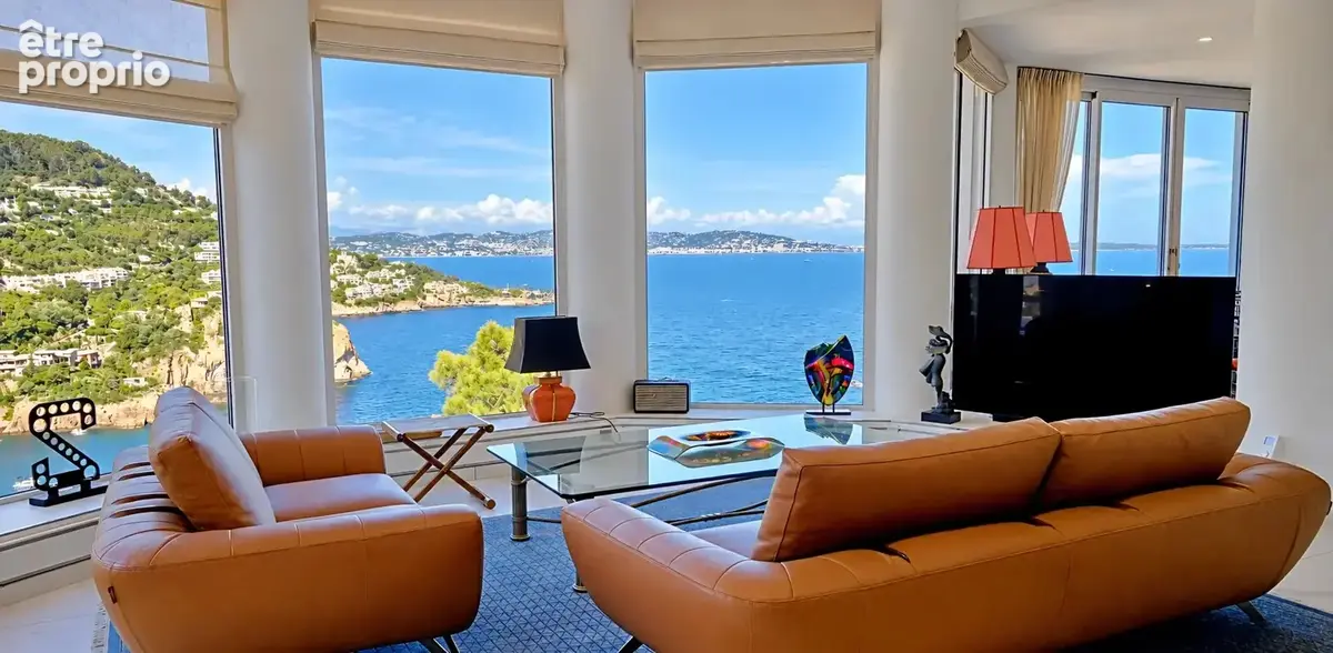 Photo Appartement à Theoule-Sur-Mer au prix de 2 750 000€