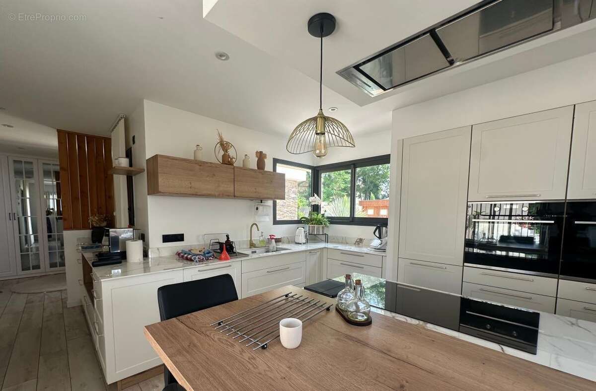 Villa contemporaine  a vendre sur les côteaux de loriol proche cliousclat - photo 5