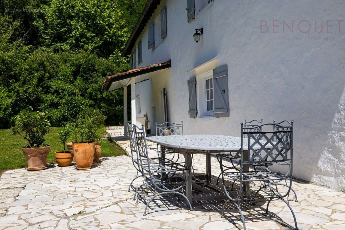 Maison à SAINT-MARTIN-DE-SEIGNANX