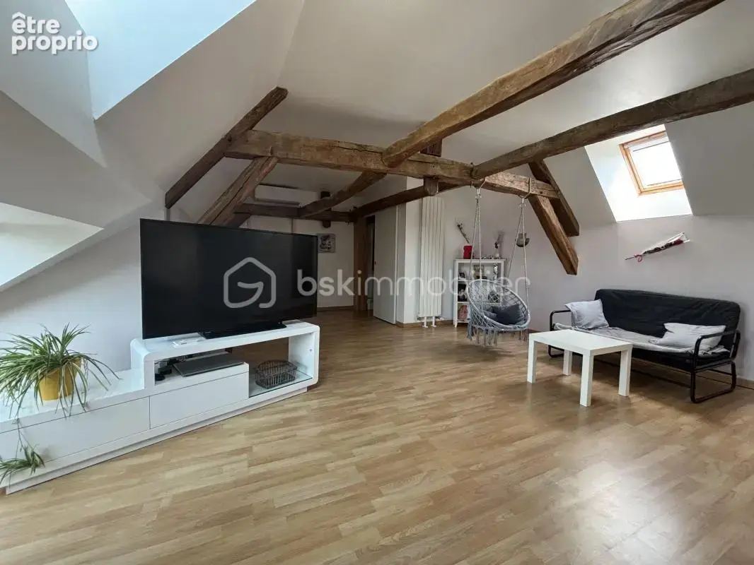 À découvrir sur la commune de Sainte-Hélène-du-Lac, entre Grenoble, Albertville et Chambéry une maison de 272m² F7 - photo 2