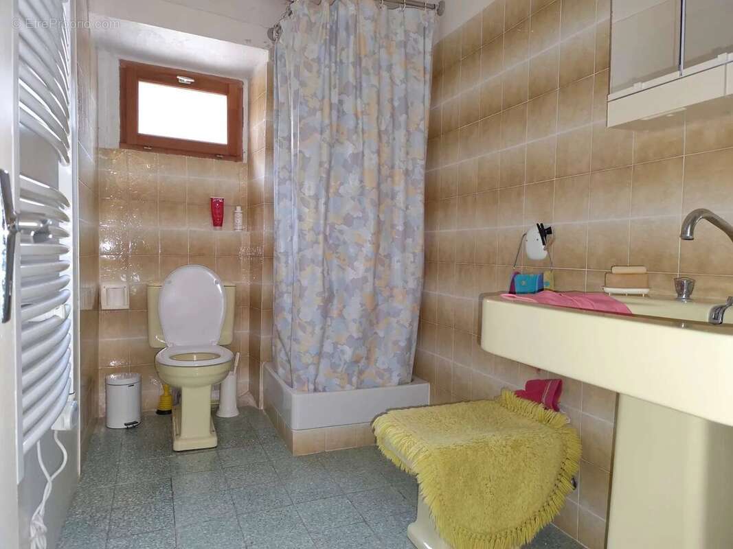 Appartement à PUGET-ROSTANG