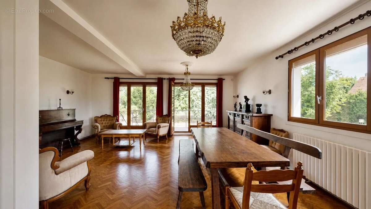 COURGENT : Maison - 203m²  sur 1380m2 de jardin - 5 à 6 chambres - photo 8