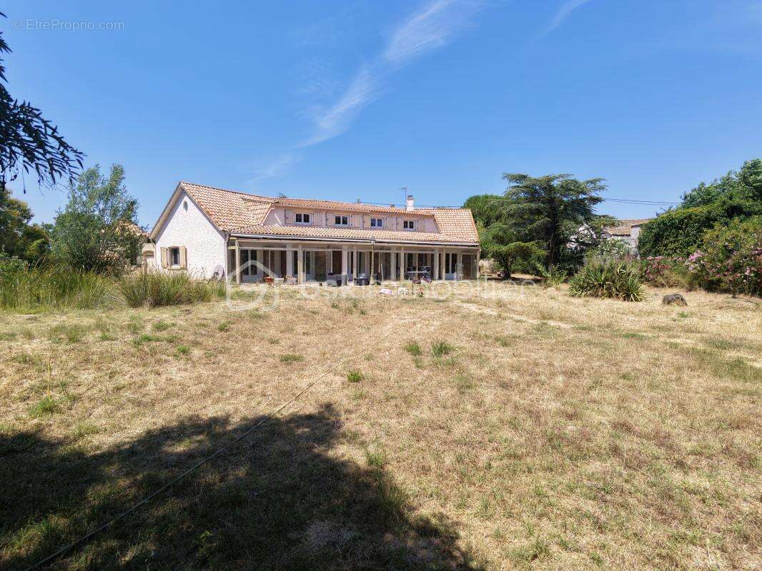 Maison à BALARUC-LE-VIEUX