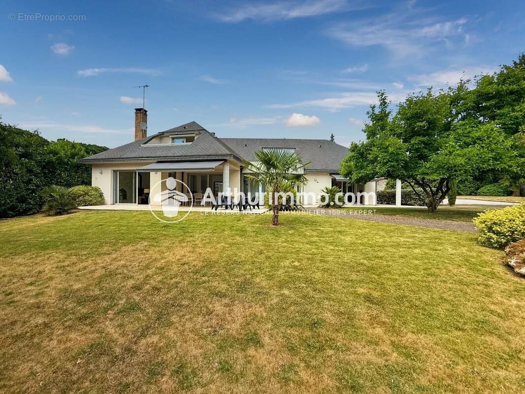 Maison à SOISY-SUR-SEINE