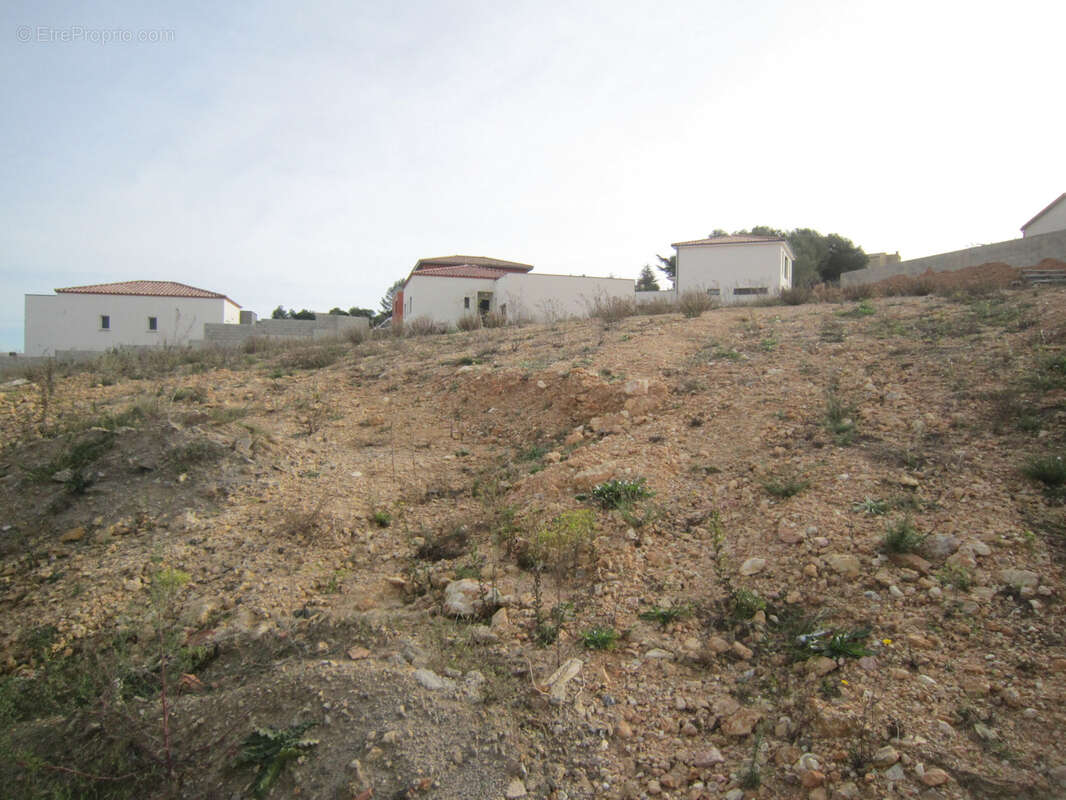 Terrain à NARBONNE