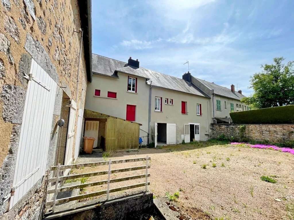 Maison à MONTSAUCHE-LES-SETTONS