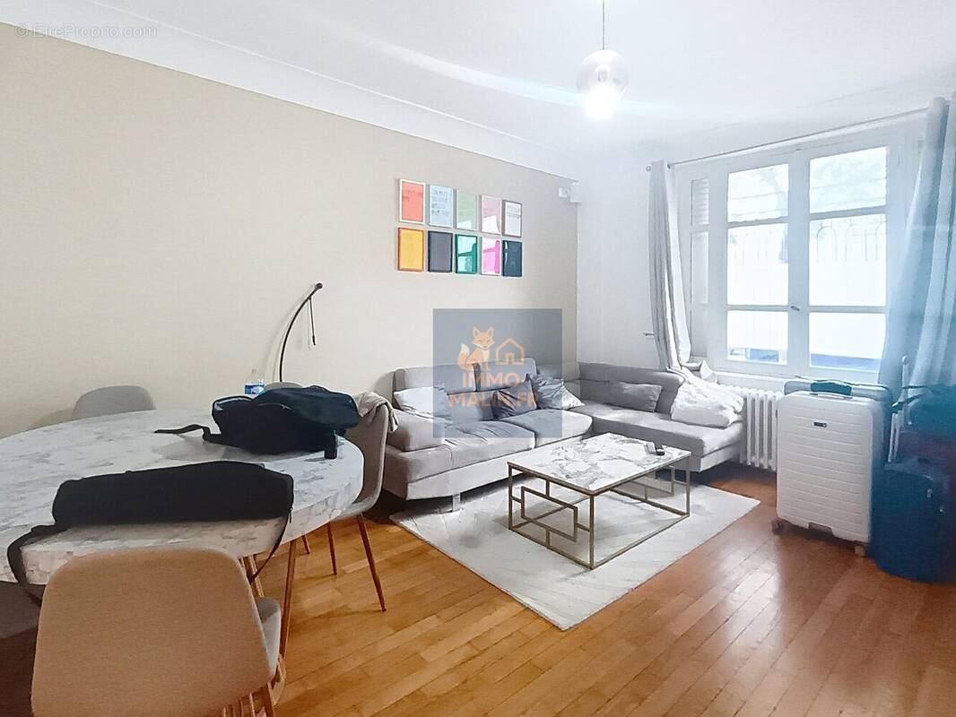 Appartement à LEVALLOIS-PERRET