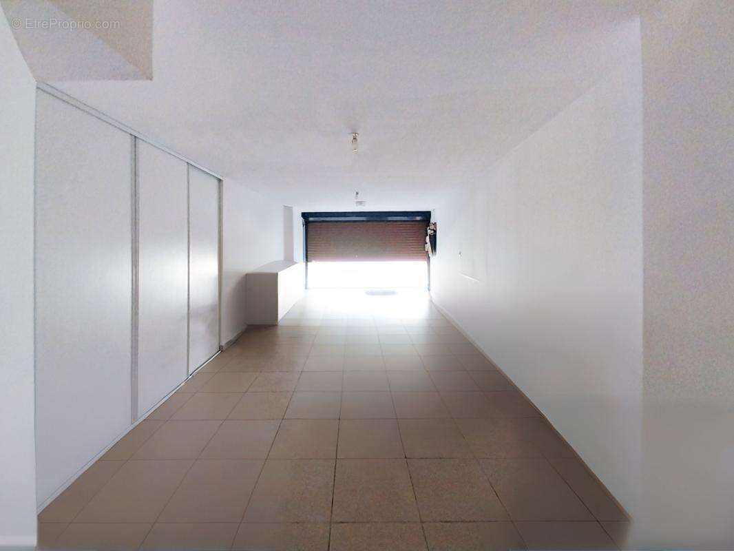 A vendre : Maison de Village rénovée avec garage au cœur de Sérignan - photo 10
