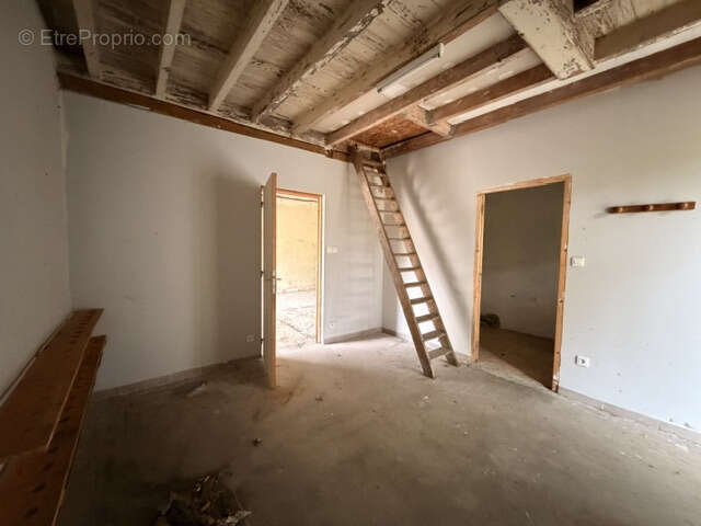 Maison à SAINT-AIGULIN