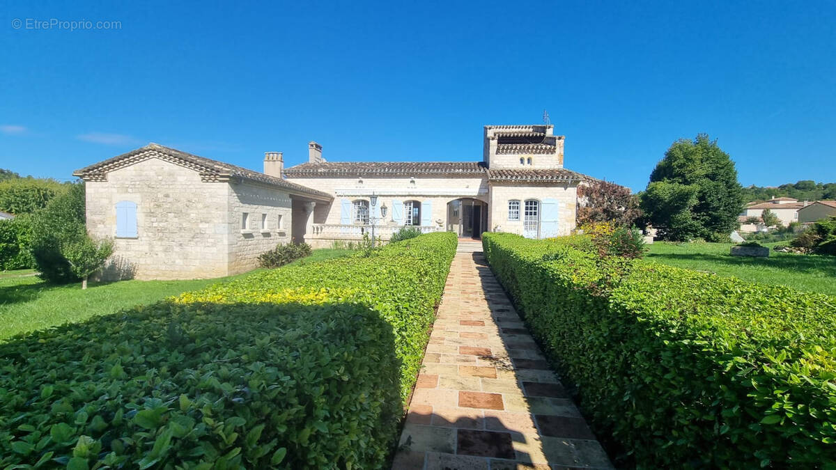 Maison à CAZES-MONDENARD