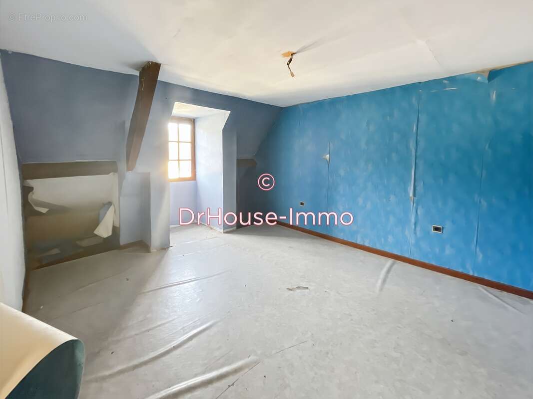 Maison à GAGNAC-SUR-CERE