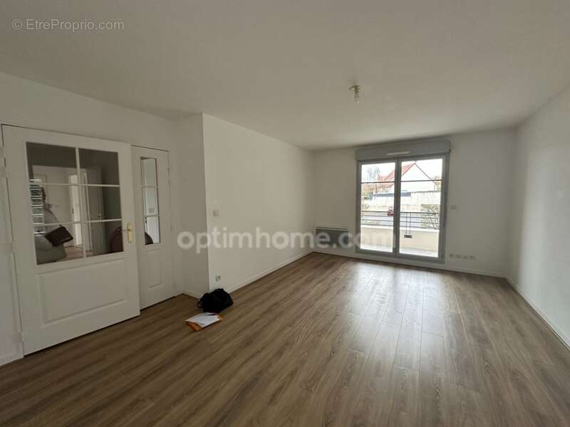 Appartement à SAINT-JEAN-DE-BRAYE