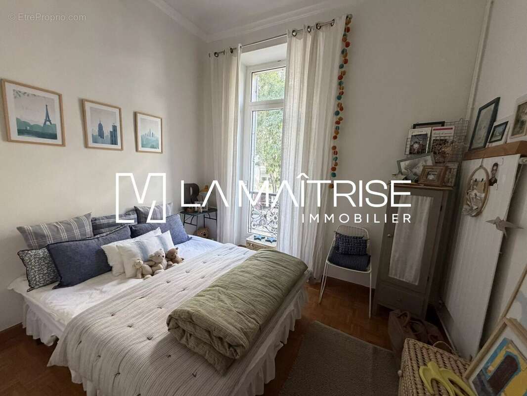 Appartement 70 m² à Marseille-6e  - photo 5