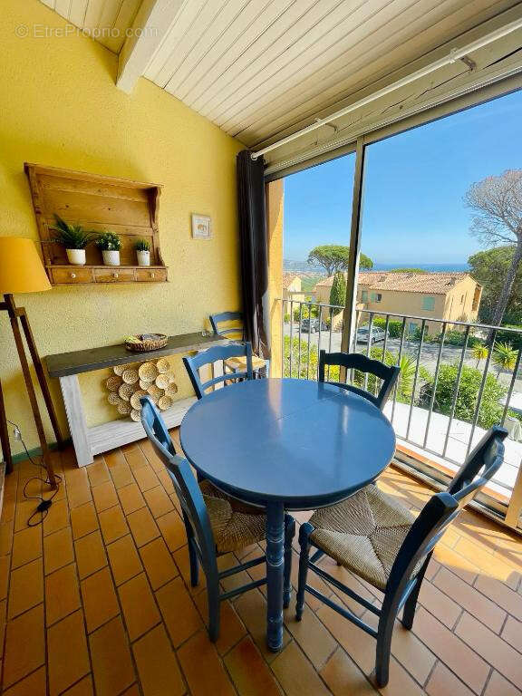 Appartement à COGOLIN