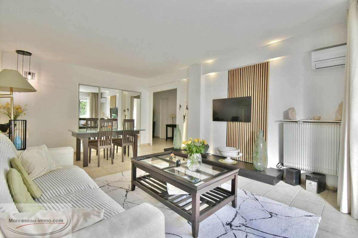 Appartement à LE CANNET