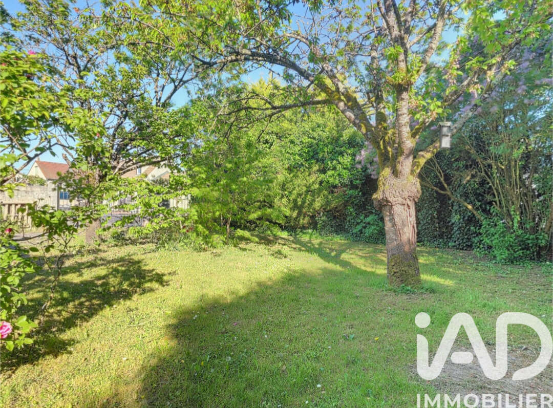 Maison 97 m² à Corbreuse  - photo 2