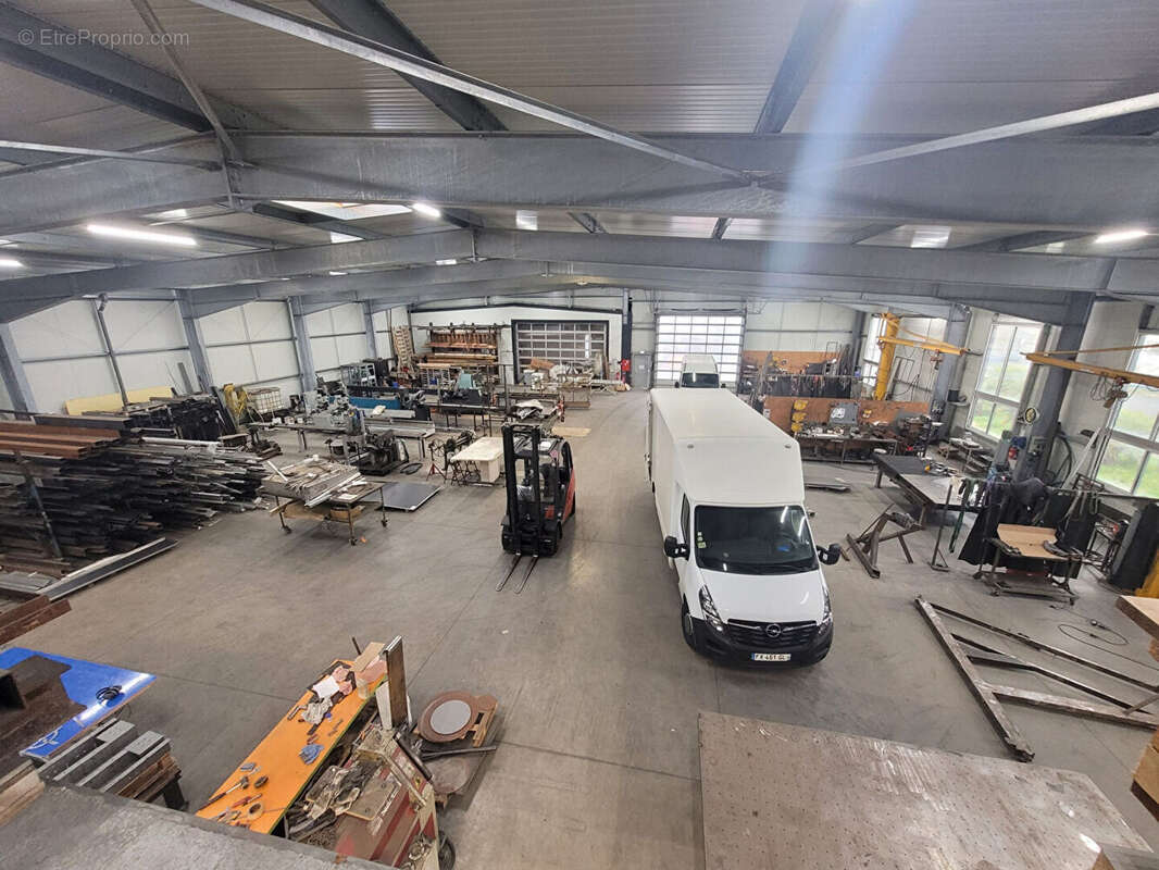 Commerce à MONTAIGU