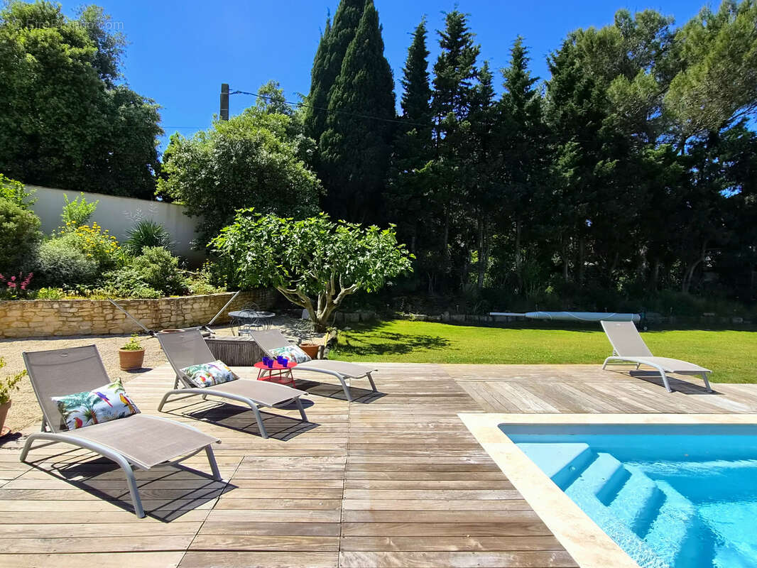 Propriété familiale de standing, avec piscine - photo 15