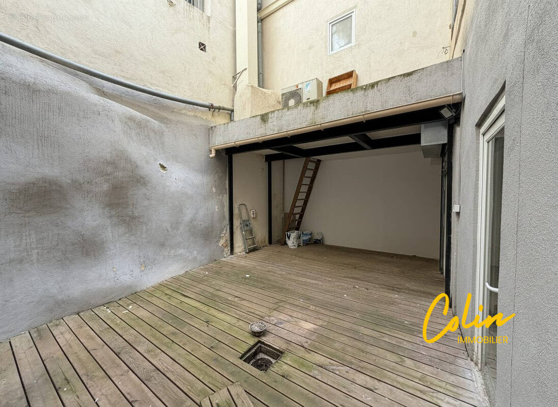 Appartement à MARSEILLE-2E