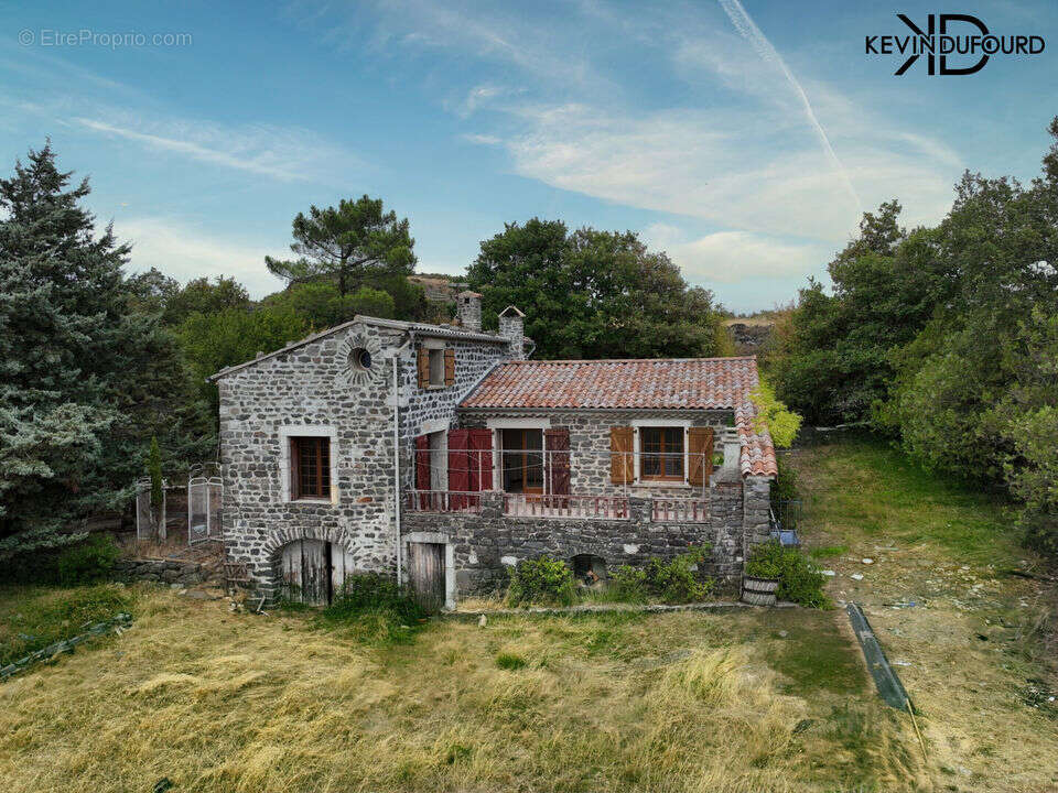 Maison à SAINT-LAURENT-SOUS-COIRON