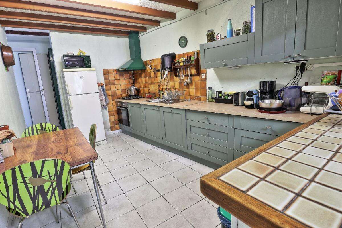 Maison 137 m² à Siran  - photo 4