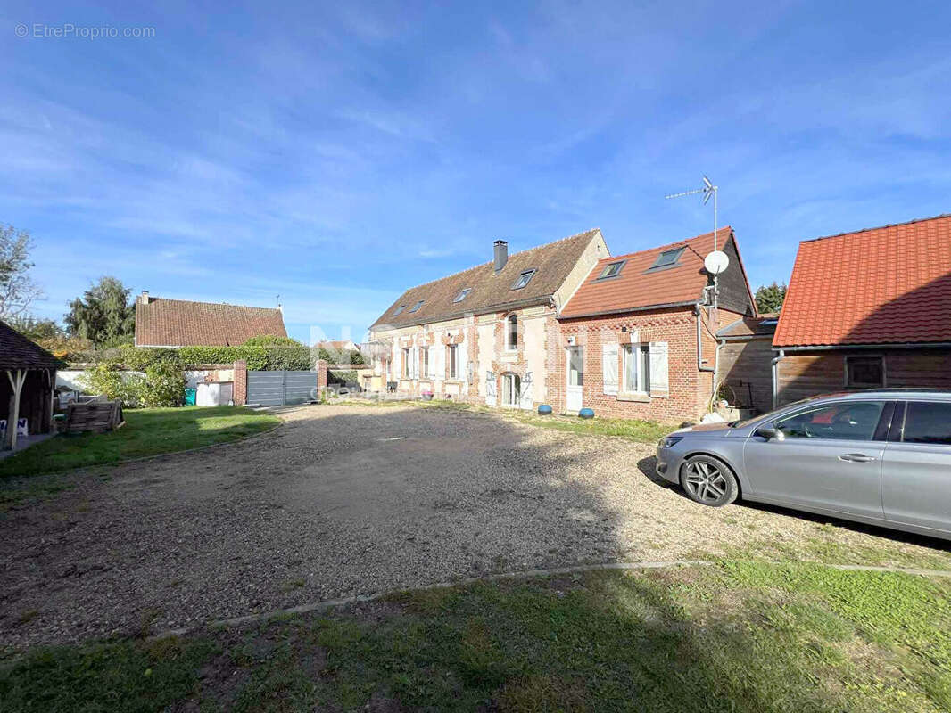 Maison à CHAUMONT-EN-VEXIN