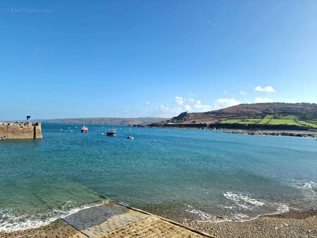 Maison à BEAUMONT-HAGUE