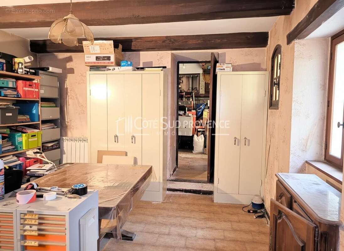 Appartement à VILLES-SUR-AUZON