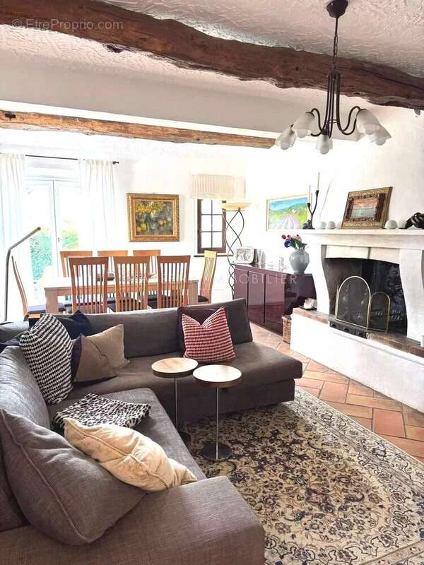 Maison à LA COLLE-SUR-LOUP