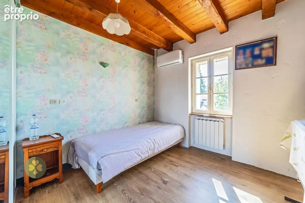 Gambais   sublime maison en pierre avec dépendances - photo 14
