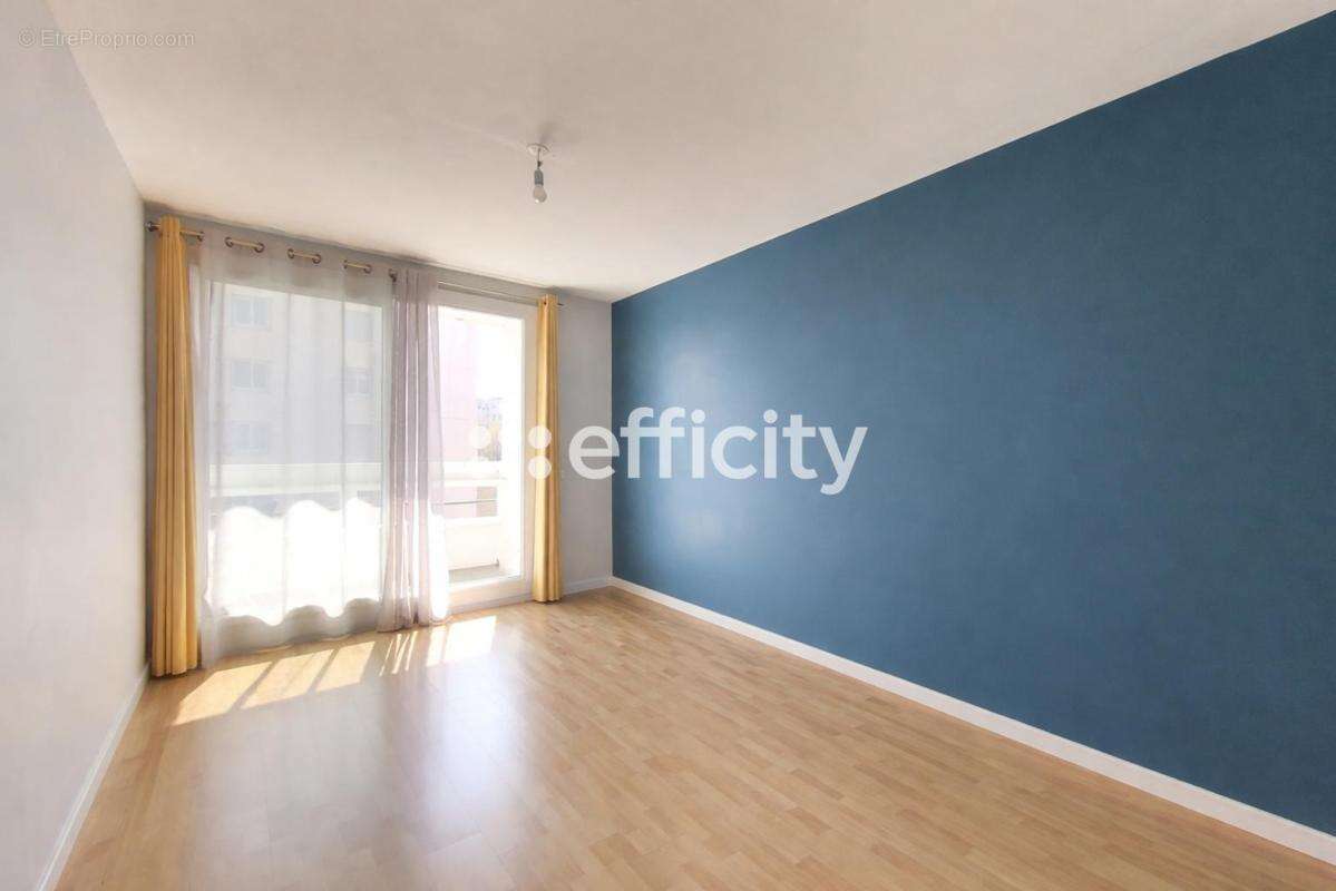 Appartement à LYON-7E