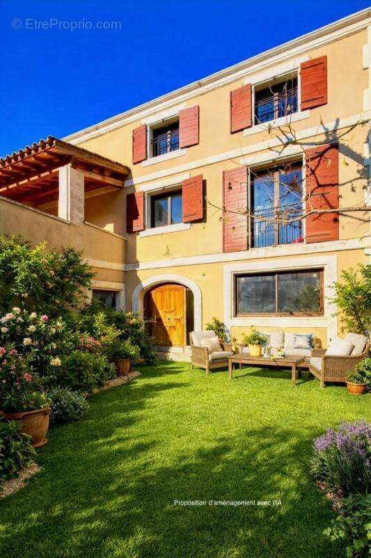 Maison à SAINT-REMY-DE-PROVENCE