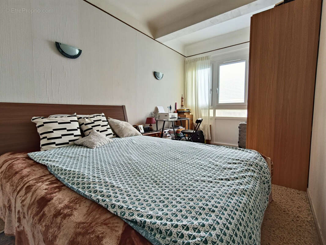 Appartement à MARSEILLE-11E
