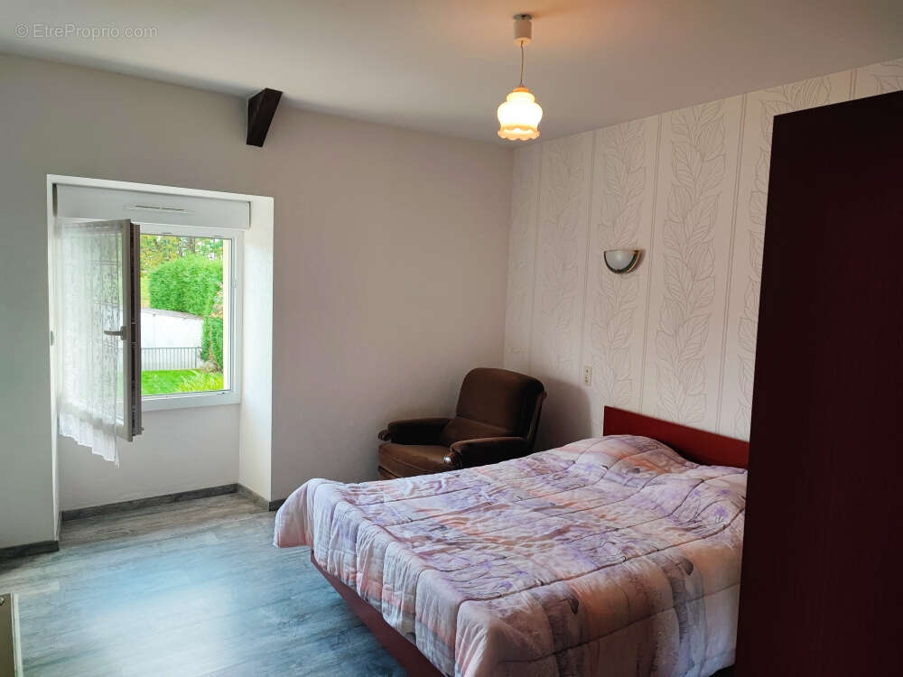 Maison à MERDRIGNAC