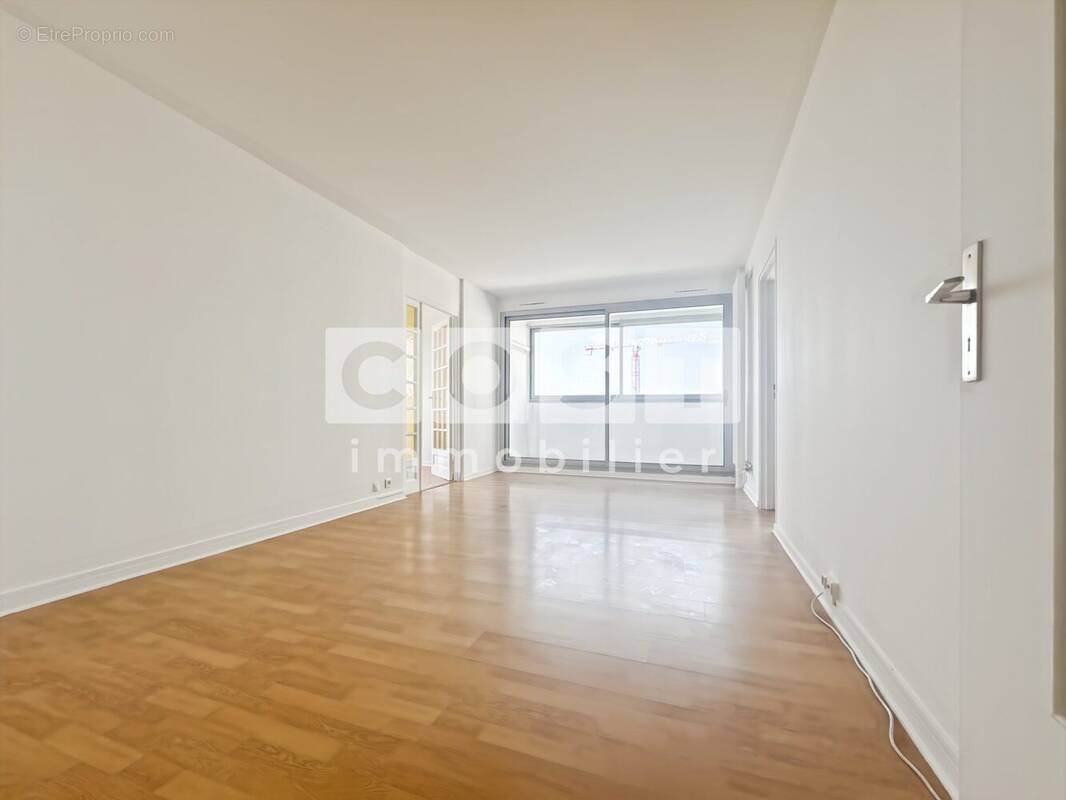 Appartement à COLOMBES