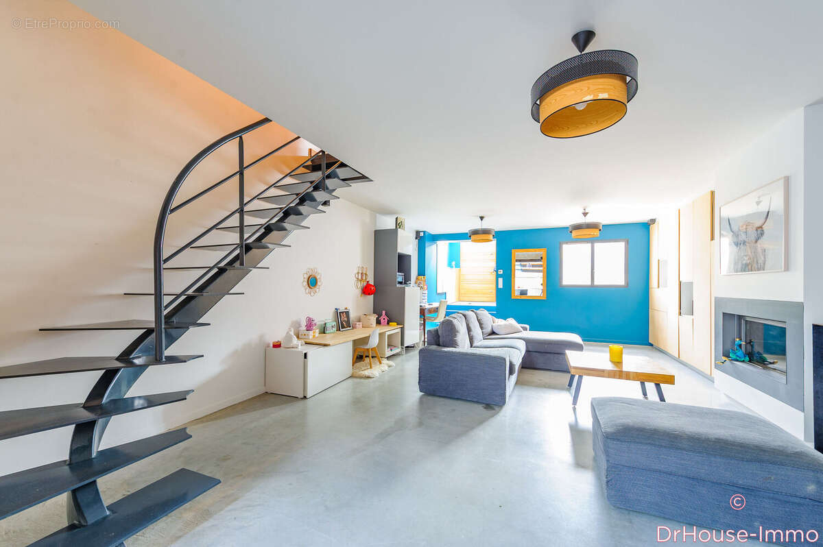 Maison à ANDILLY