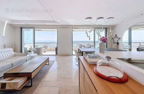Appartement 97 m² à Cannes  - photo 3
