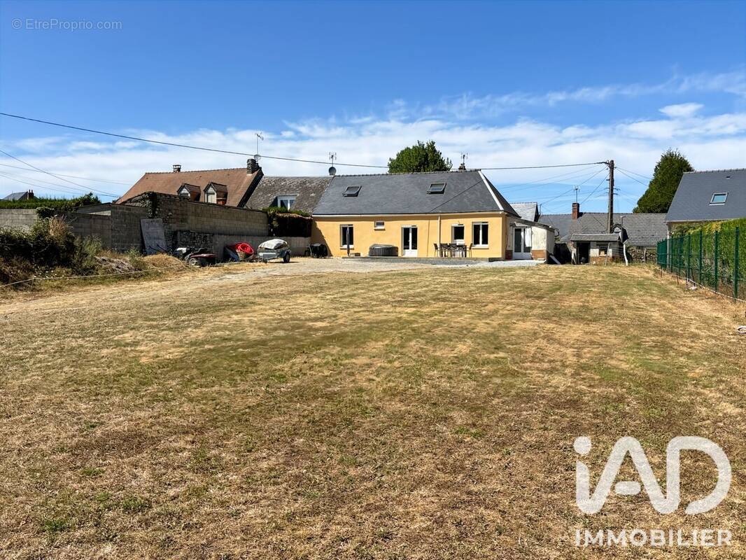 Photo 1 - Maison à TORCE-VIVIERS-EN-CHARNIE