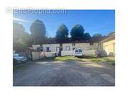 Appartement à VILLENEUVE-SUR-YONNE