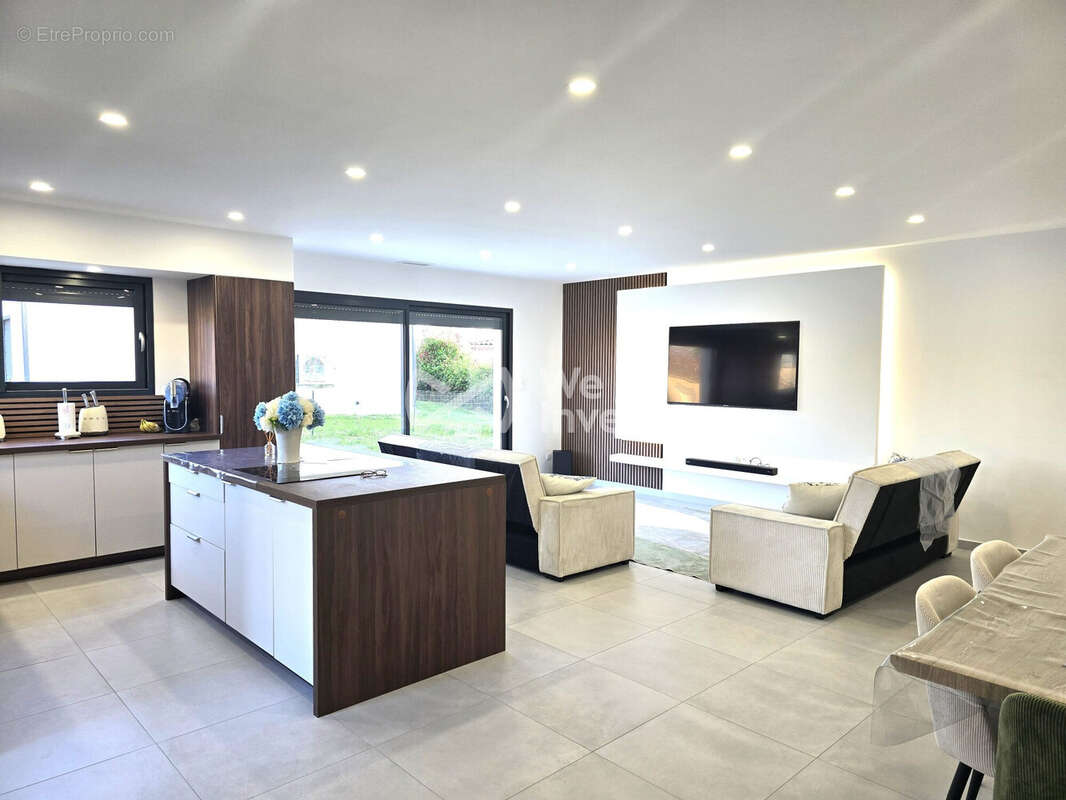 Maison à CASTELSARRASIN