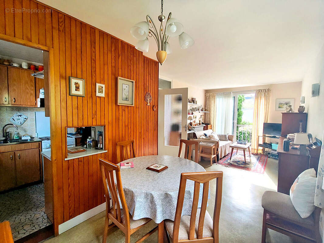 Maison à VILLEMOMBLE