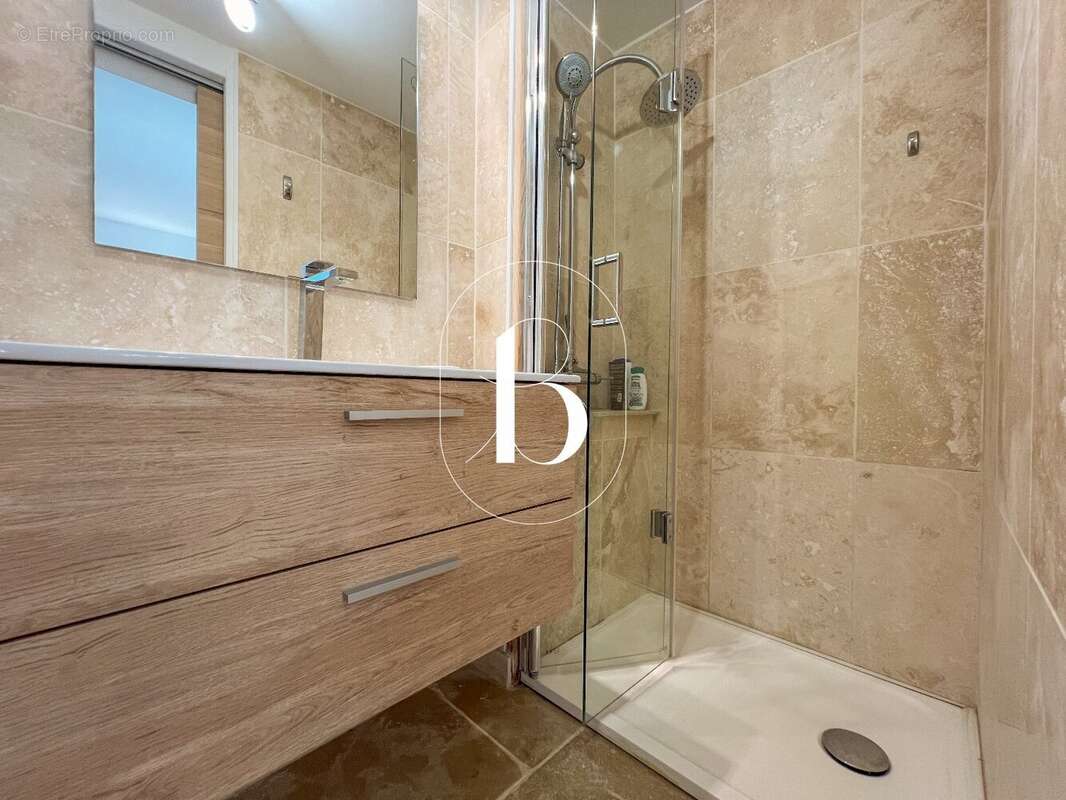 Maison à SAINT-PAULET-DE-CAISSON